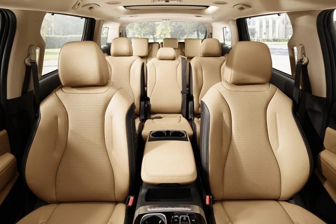 Cho thuê xe Carnival Long Xuyên 154 Cho thuê xe Kia Carnival 7-8 ghế TPHCM có tài tự lái 2024