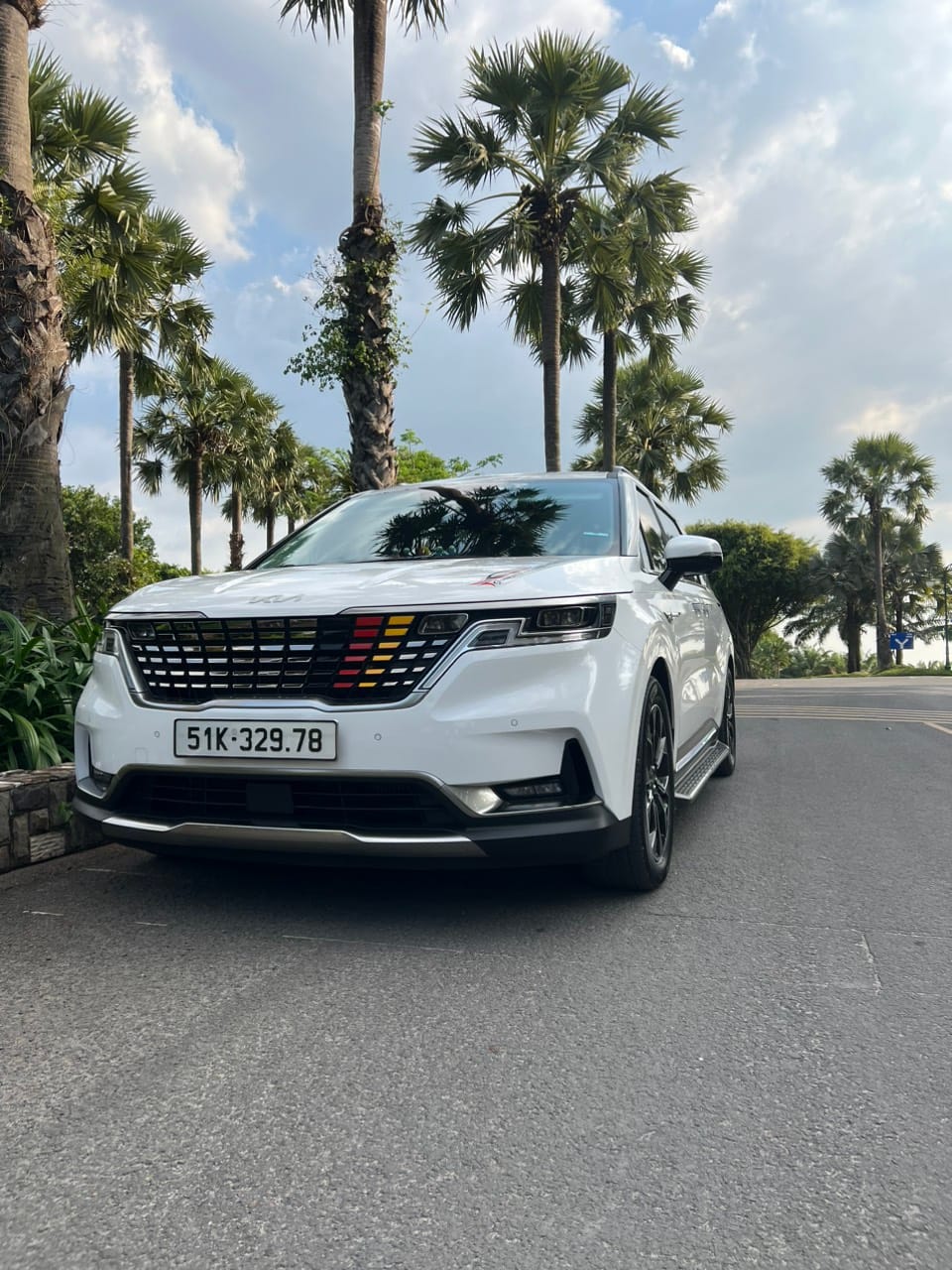 Hình ảnh xe Carnival cho thuê 